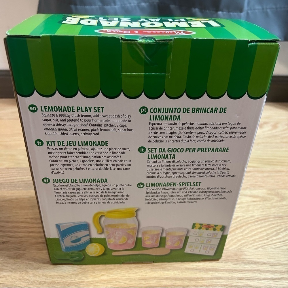 Melissa & Doug Lemonade Stand NEW Play Set 11 Pieces Squeeze & Serve - Picture 4 of 5